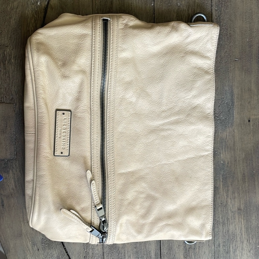 Liebeskind Berlin tan leather shoulder bag
